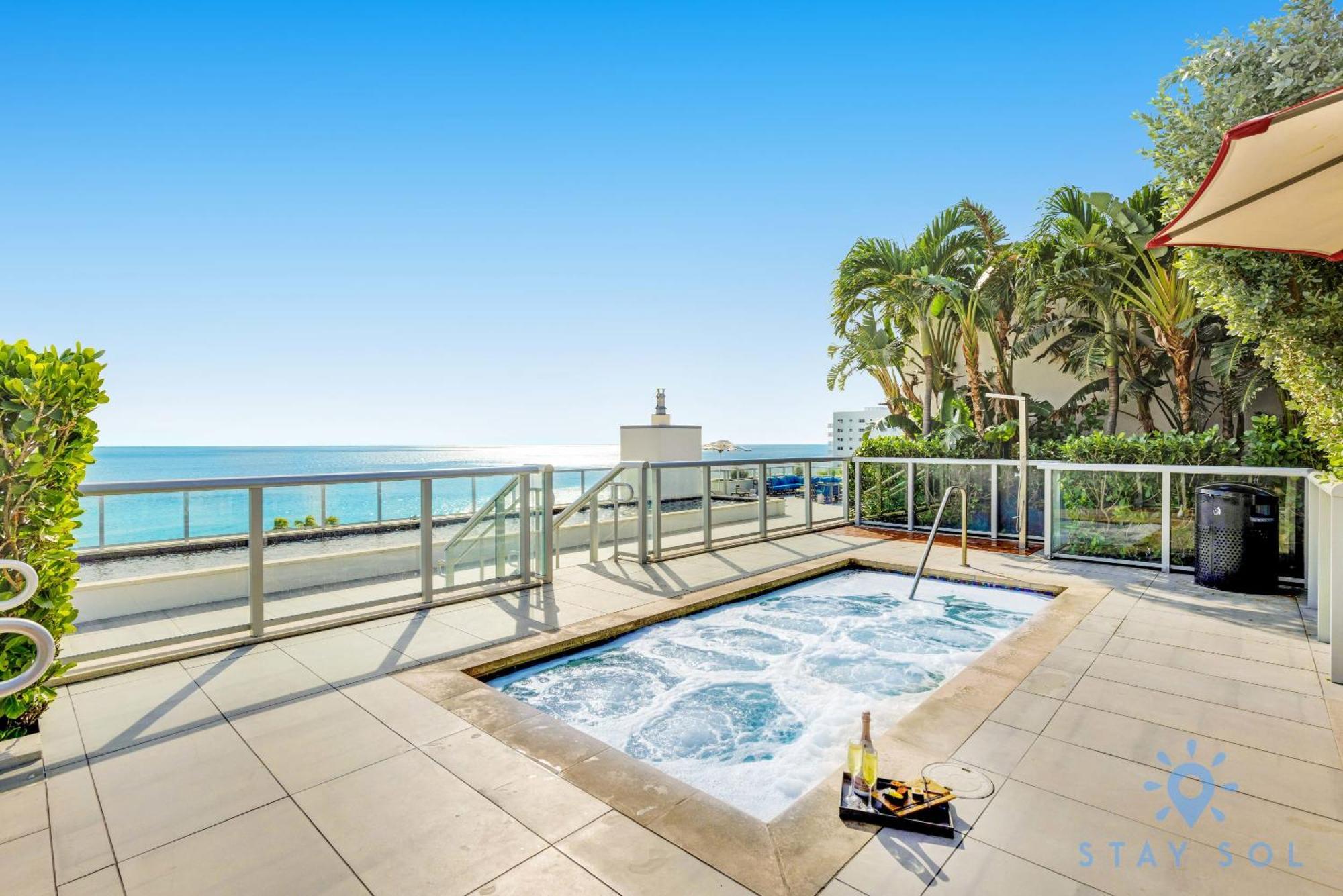 Apartamento Rooftop Pool - Balcony - Boardwalk