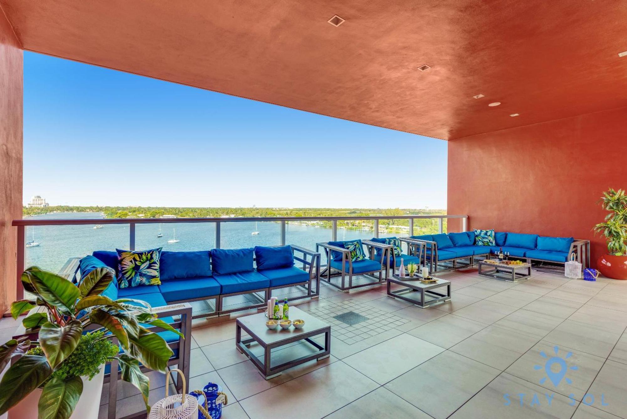 Rooftop Pool - Balcony - Boardwalk Appartement *