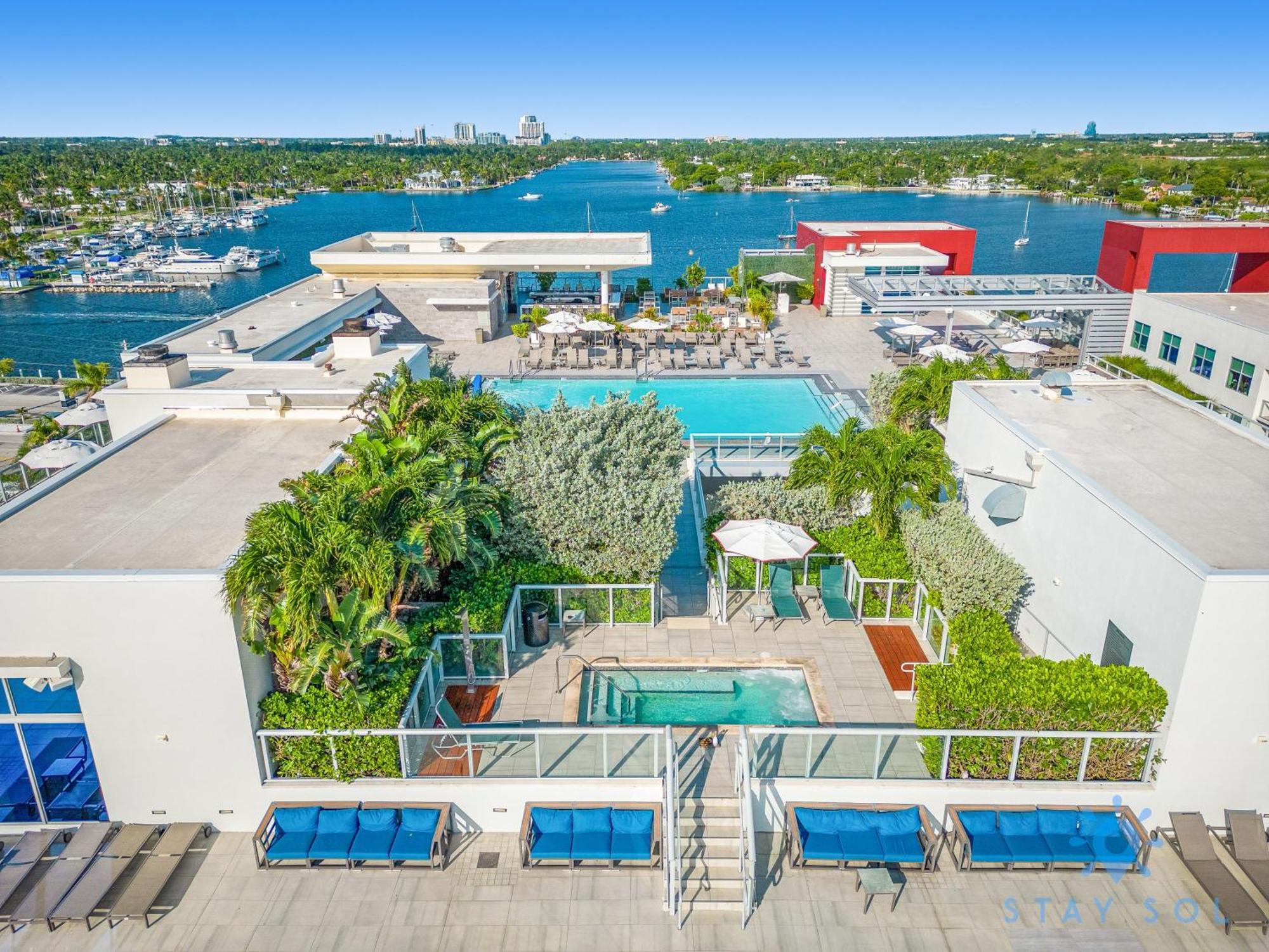 Appartement Rooftop Pool - Balcony - Boardwalk *