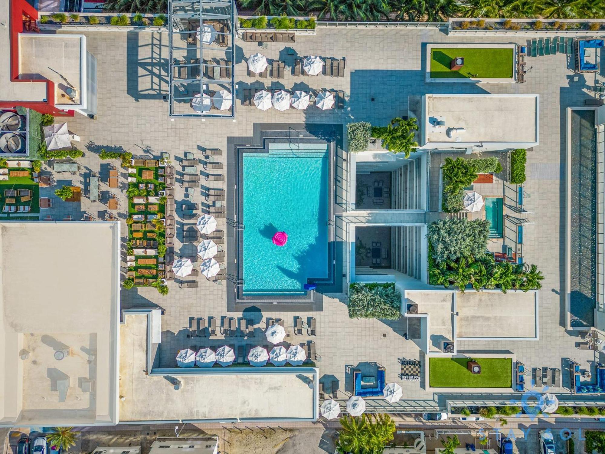 Rooftop Pool - Balcony - Boardwalk *